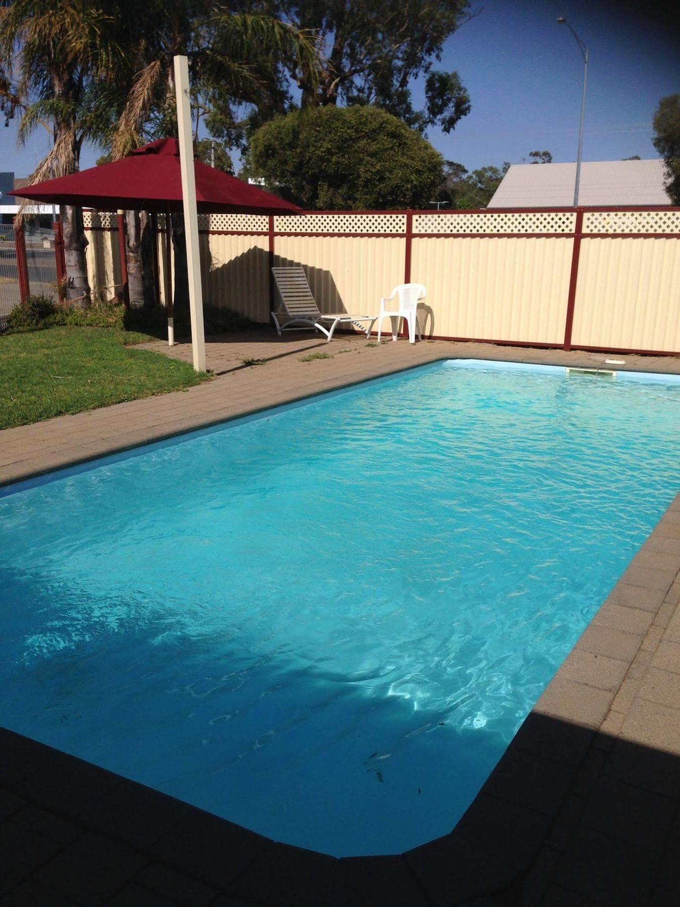 Centre Town Motel Nagambie Extérieur photo